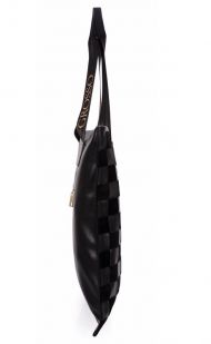 Černá měkká shopper dámská kabelka s proplétaným šachovnicovým vzorem S688 GROSSO