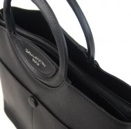 Moderní menší dámská kabelka do ruky černá GALLANTRY