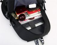 Among Us svítící černý studentský batoh, USB port