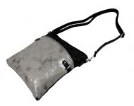 Elegantní malá dámská crossbody kabelka 16216 černá s šedostříbrnou patinou