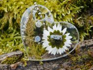 Přívěsek na kabelku srdce - květ a měsíční kámen