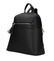 Černý módní dámský batůžek s čelní kapsou AM0065