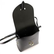 Kožená moderní malá dámská crossbody kabelka černá