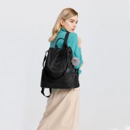 Černý dámský elegantní batoh Miss Lulu