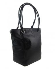 Velká černá dámská kabelka přes rameno s bambulkou 5136-BB