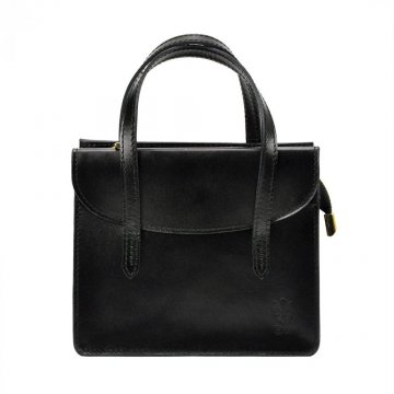 Kožená černá crossbody kabelka do ruky v minimalistickém designu Gregorio Kožená černá crossbody kabelka do ruky v minimalistickém designu Gregorio
