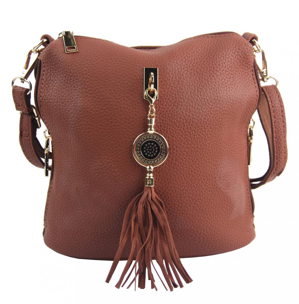 Malá crossbody dámská kabelka s bočními kapsami 4905-BB hnědá Malá crossbody dámská kabelka s bočními kapsami 4905-BB hnědá